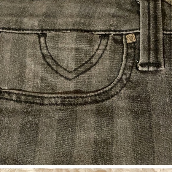 Frankie B distressed striped jeans saved for annareedy - Picture 7 of 8